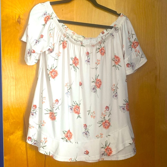 Tops - White floral off the shoulder top
